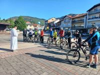 Foto: Biciklisti krenuli prema Herceg Novom