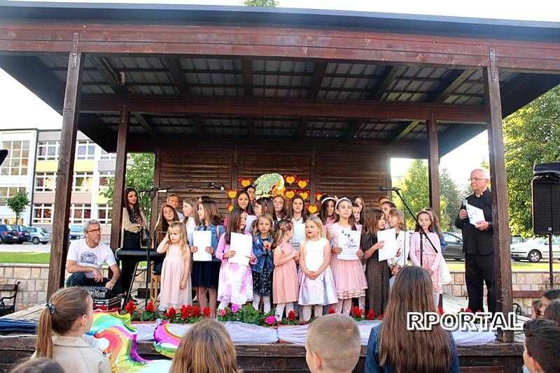 Foto: Održan festival duhovne glazbe &quot;Djeca pjevaju Isusu&quot;