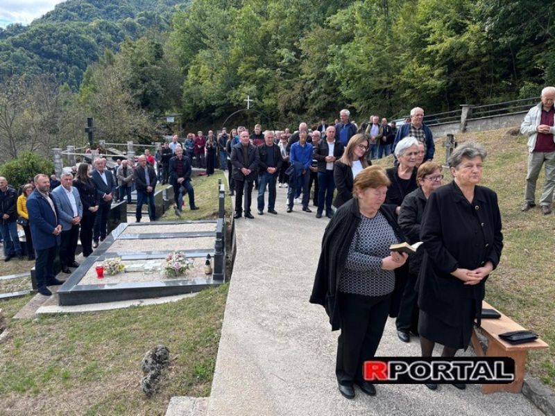 Foto: Obilježena 31. obljetnica zločina na Hudutskom