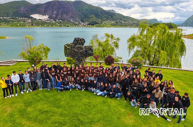Foto: Primanja i Obećanja Frame Rama-&Scaron;ćit