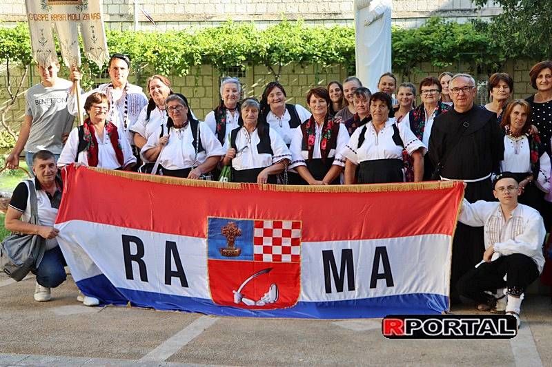 Foto: Ramsko hodočašće u Sinj - čuvanje tradicije i veza između Rame i Sinja