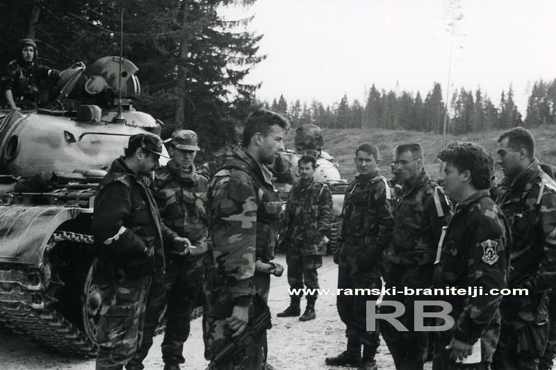 Fotoilustracija: Operacija "Cincar" - tenkisti 1. Gardijske brigade Ante Bruno Bušić u Zanaglinskoj šumi