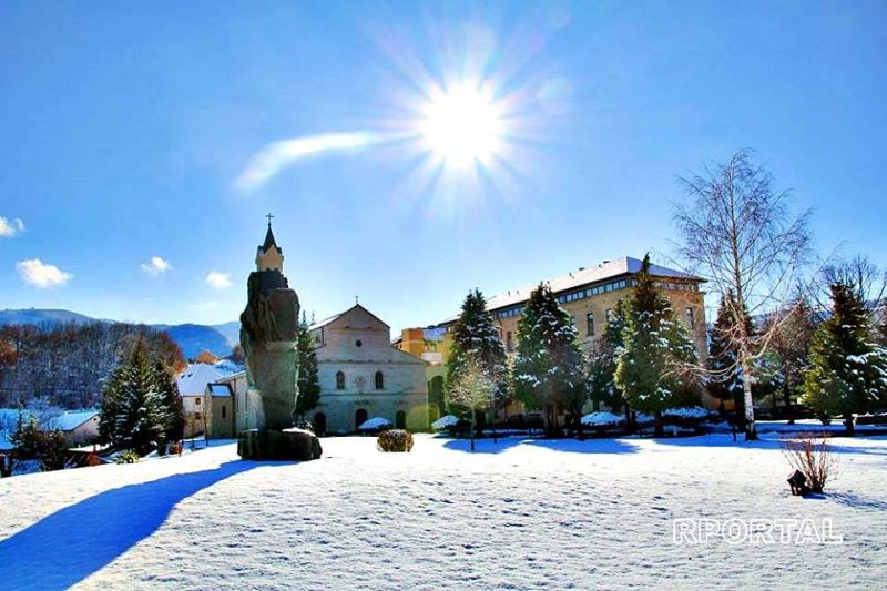 Božićna čestitka Franjevačkog samostana Rama Šćit